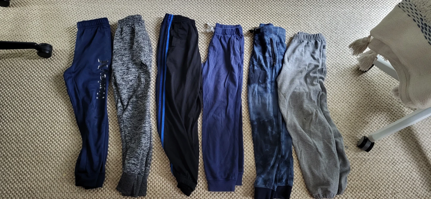 Boys size 10-12 sweatpants bundle