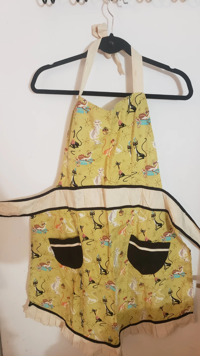 Retro Mid-Century Modern Cat Print Apron