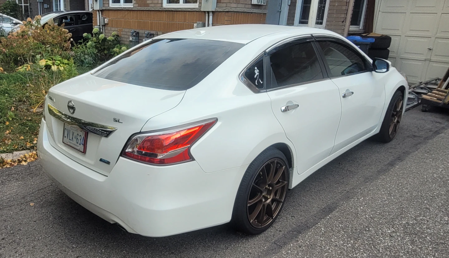 2014 White Nissan Altima Sedan 2.5sl - photo 4