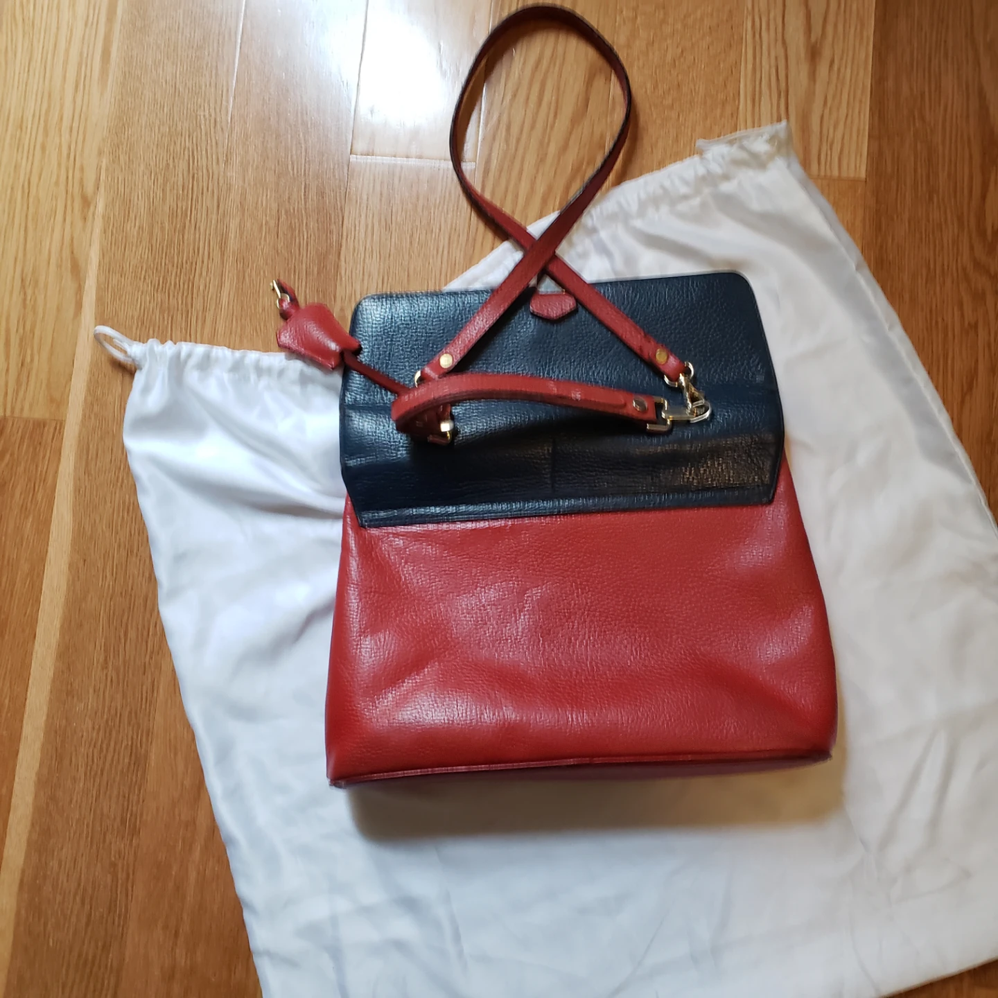 Leather handbag red and navy - photo 2