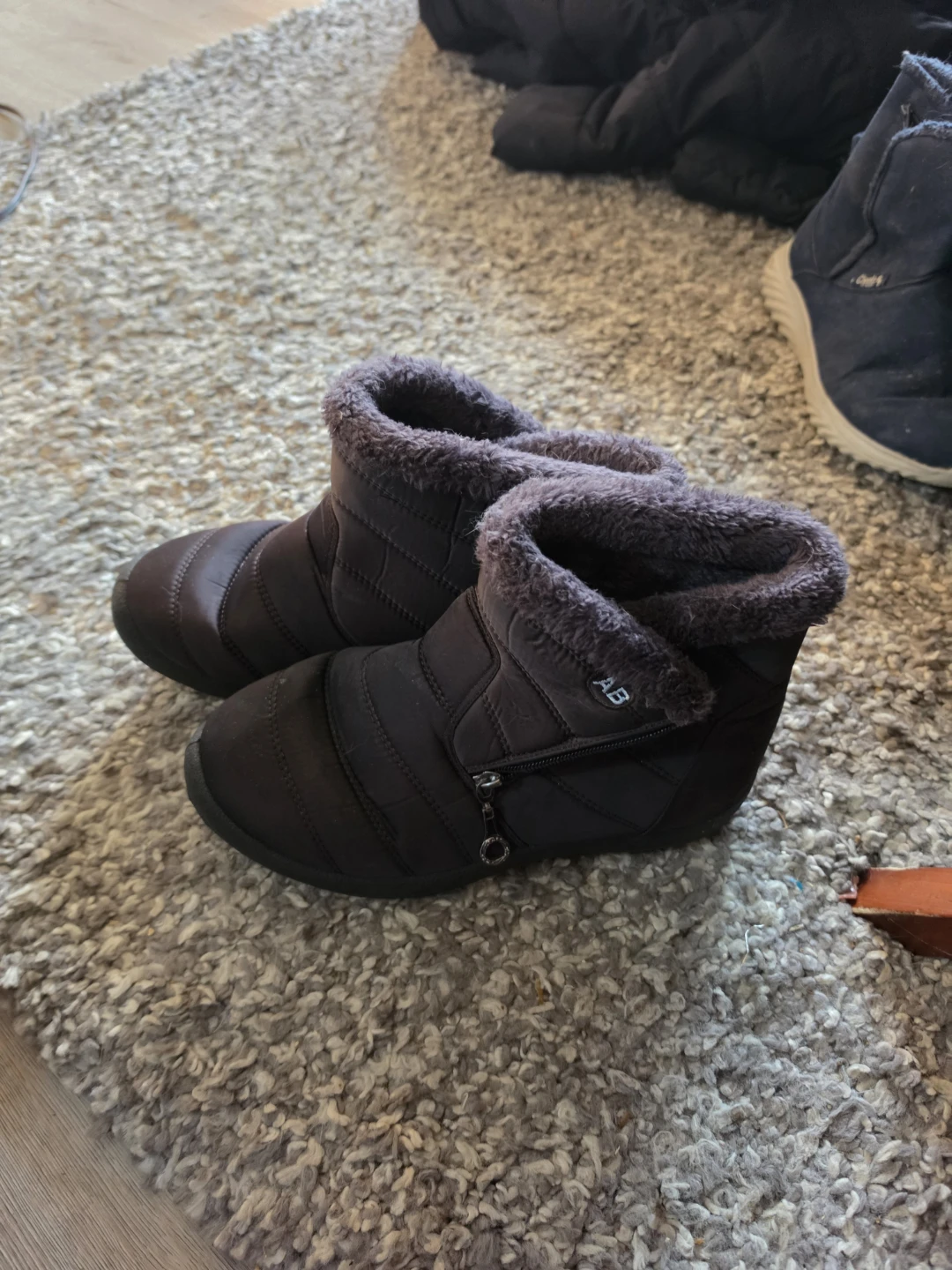 AB Black Faux Fur Lined Ankle Boots - photo 4