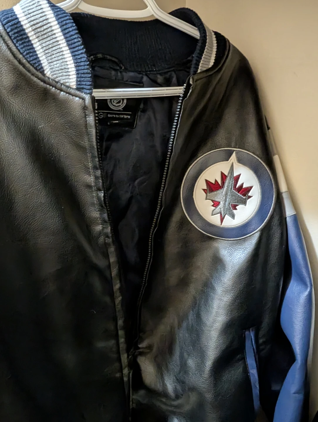 Winnipeg Jets Leather Varsity Jacket - photo 2