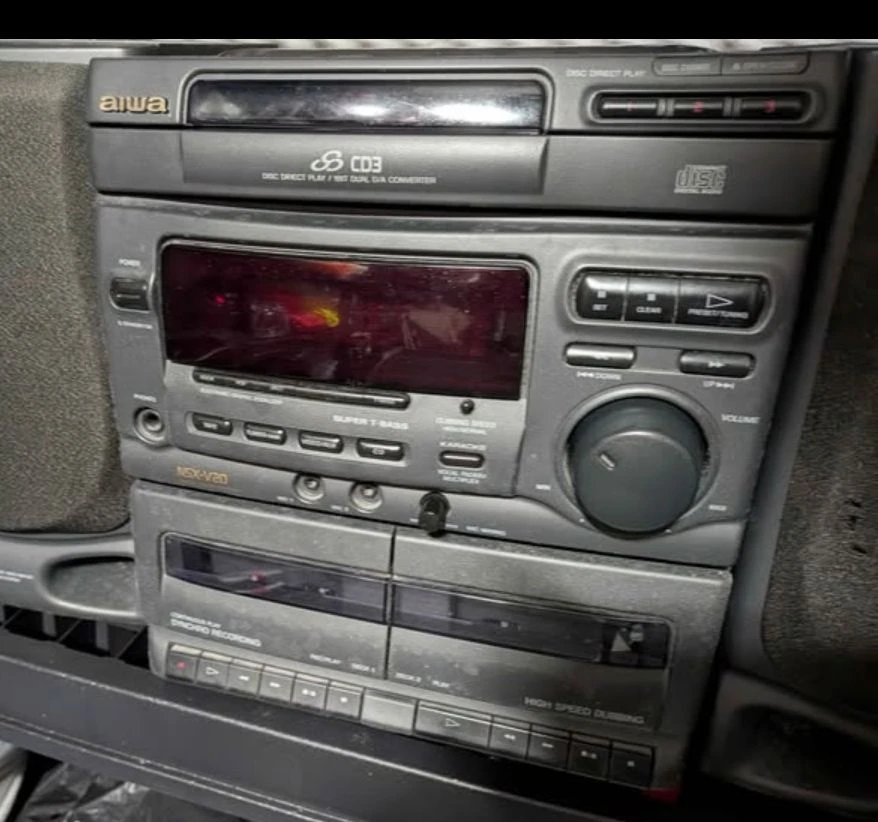 Aiwa NSX-V20 Stereo System - photo 2