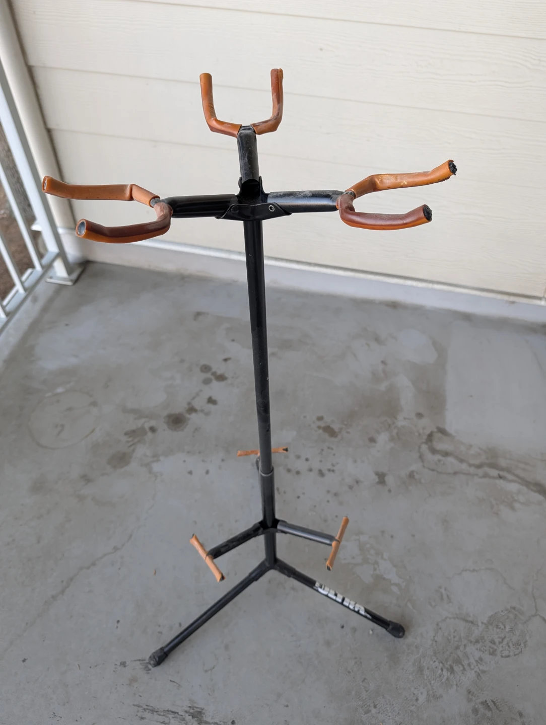 3 Guitar Stand