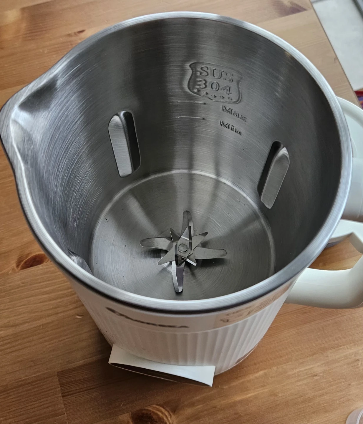 AGREEA SoyMilk Maker HB-B10KW1 - photo 2