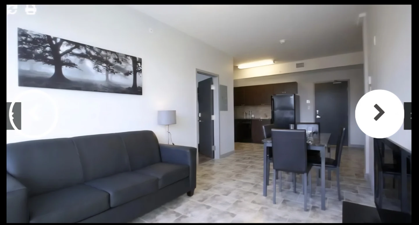 Spacious bedroom in a two bed two bath apartment - photo 5