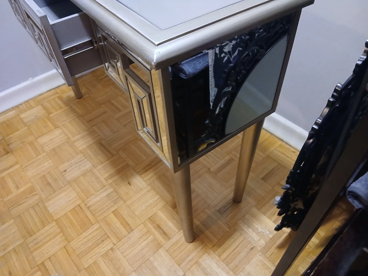 Mirrored Greek Key Console Table - photo 5