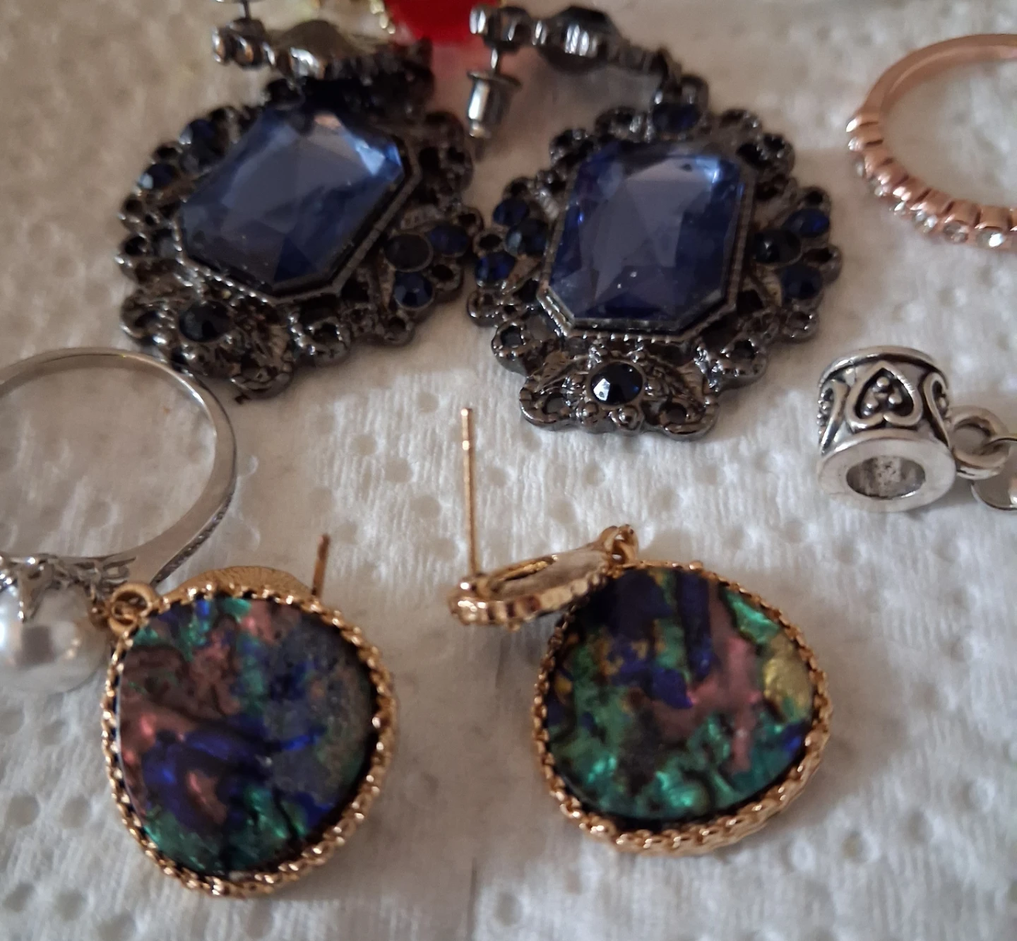 Assorted Fashion Jewelry Set - photo 3