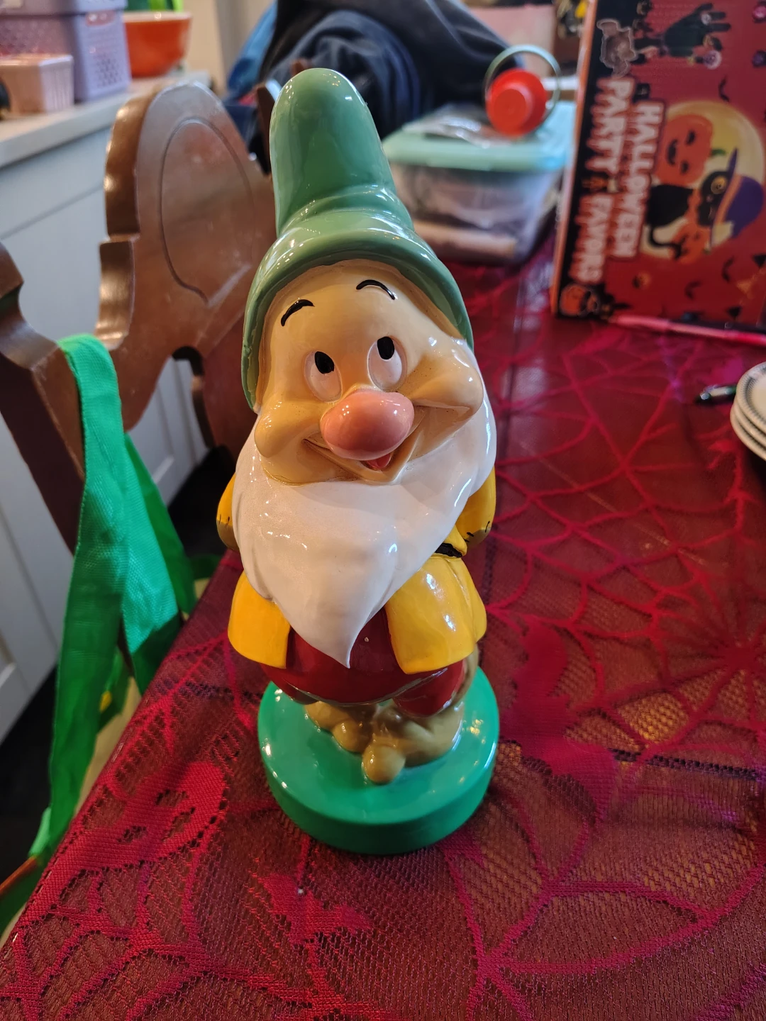 Disney GnomeFactory Bashful figure