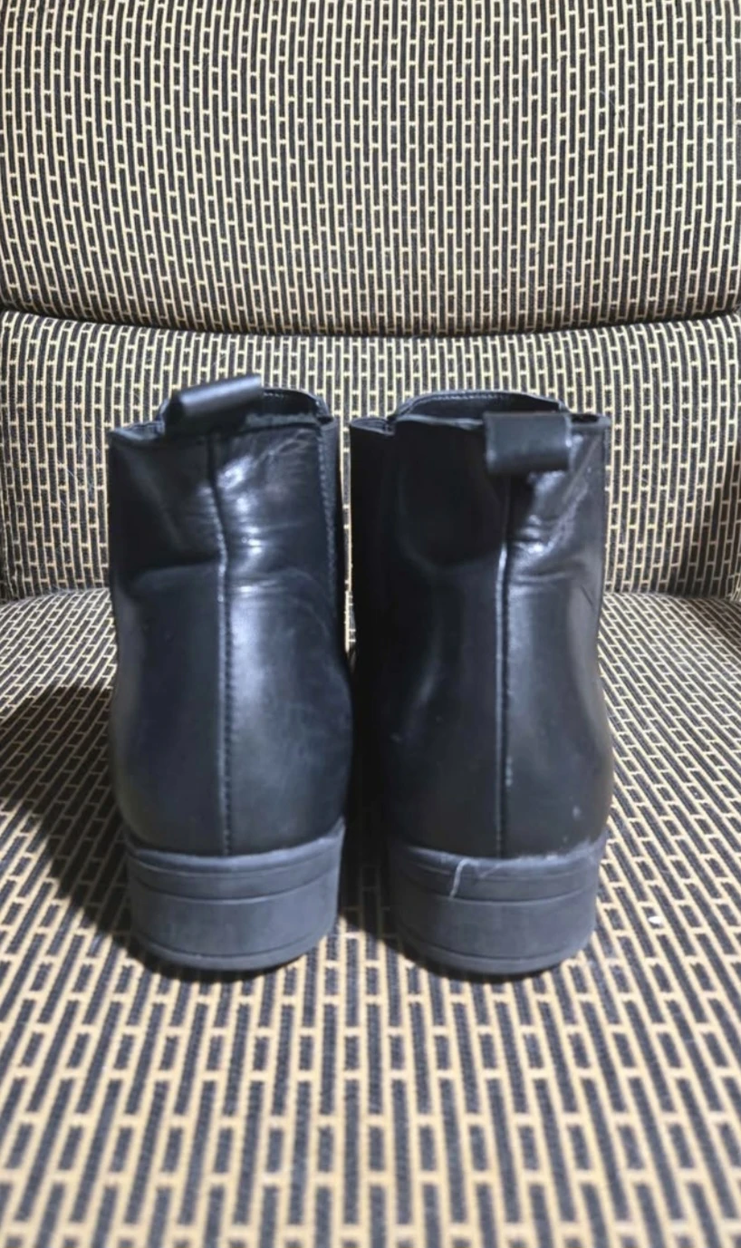 Black Chelsea Boots - photo 4