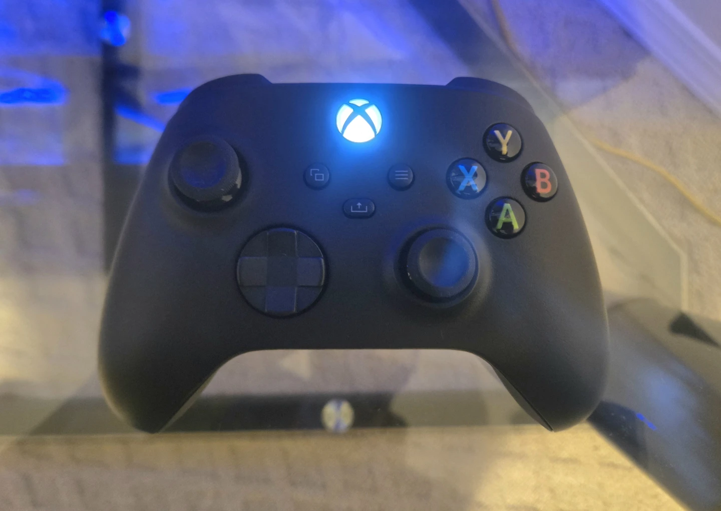 Xbox Series S 512GB + Black Series Controller - photo 4