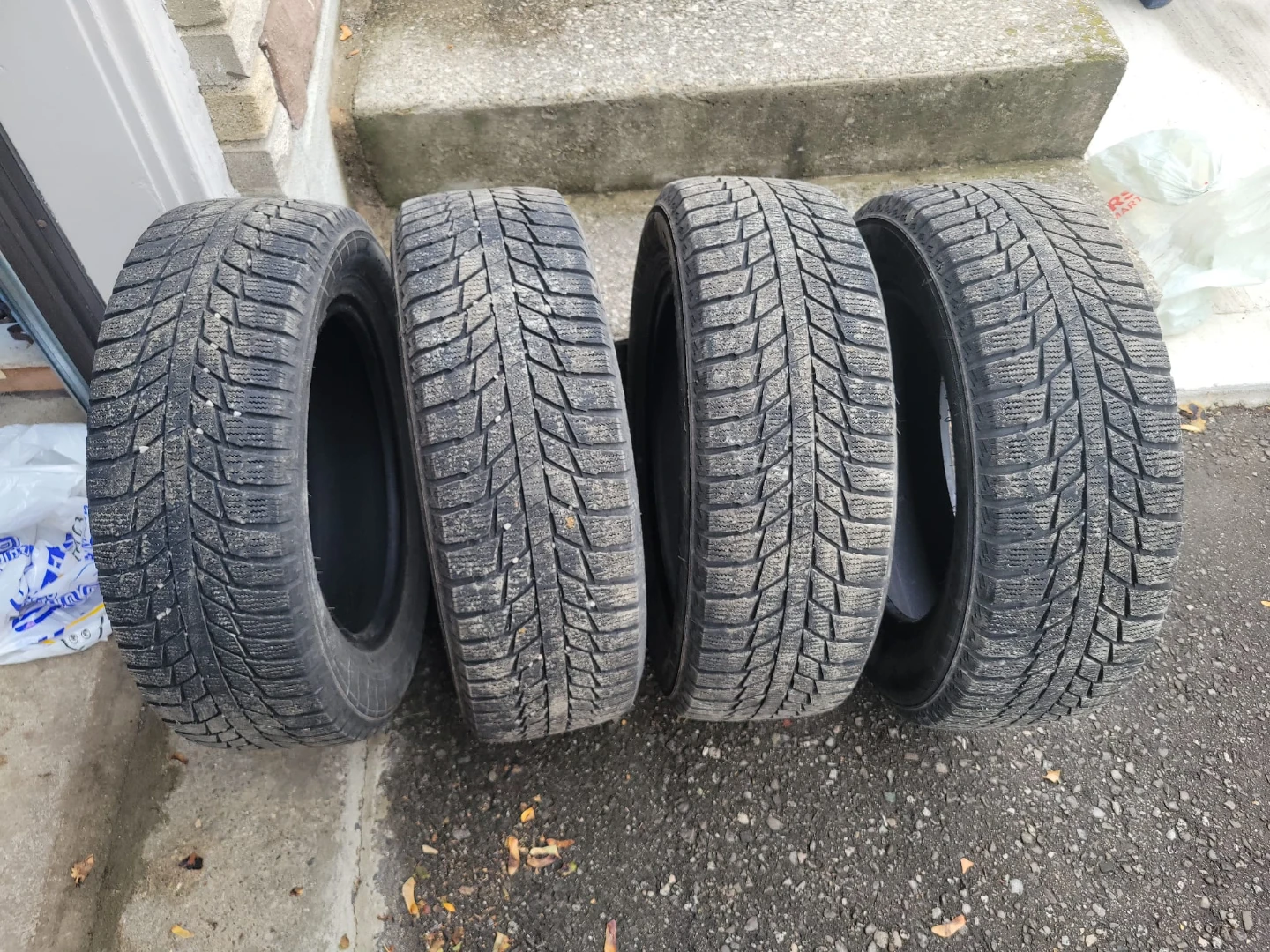 Set of 4 195/65R15 Winter Tires