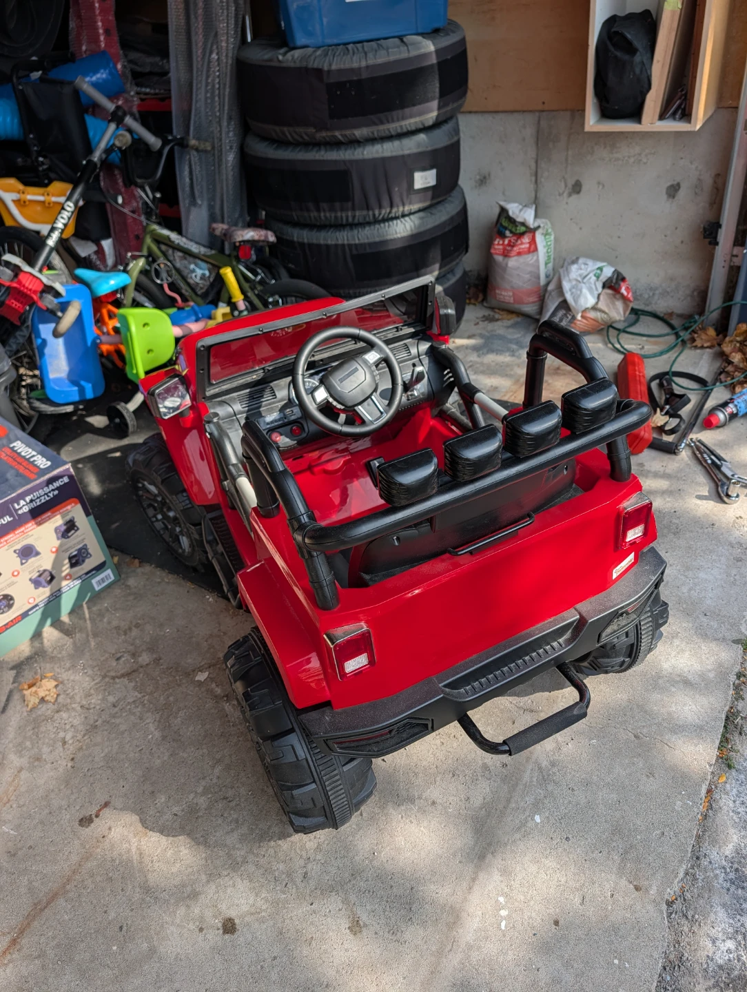 Red Kids Ride-On Jeep Style Electric Vehicle - photo 4