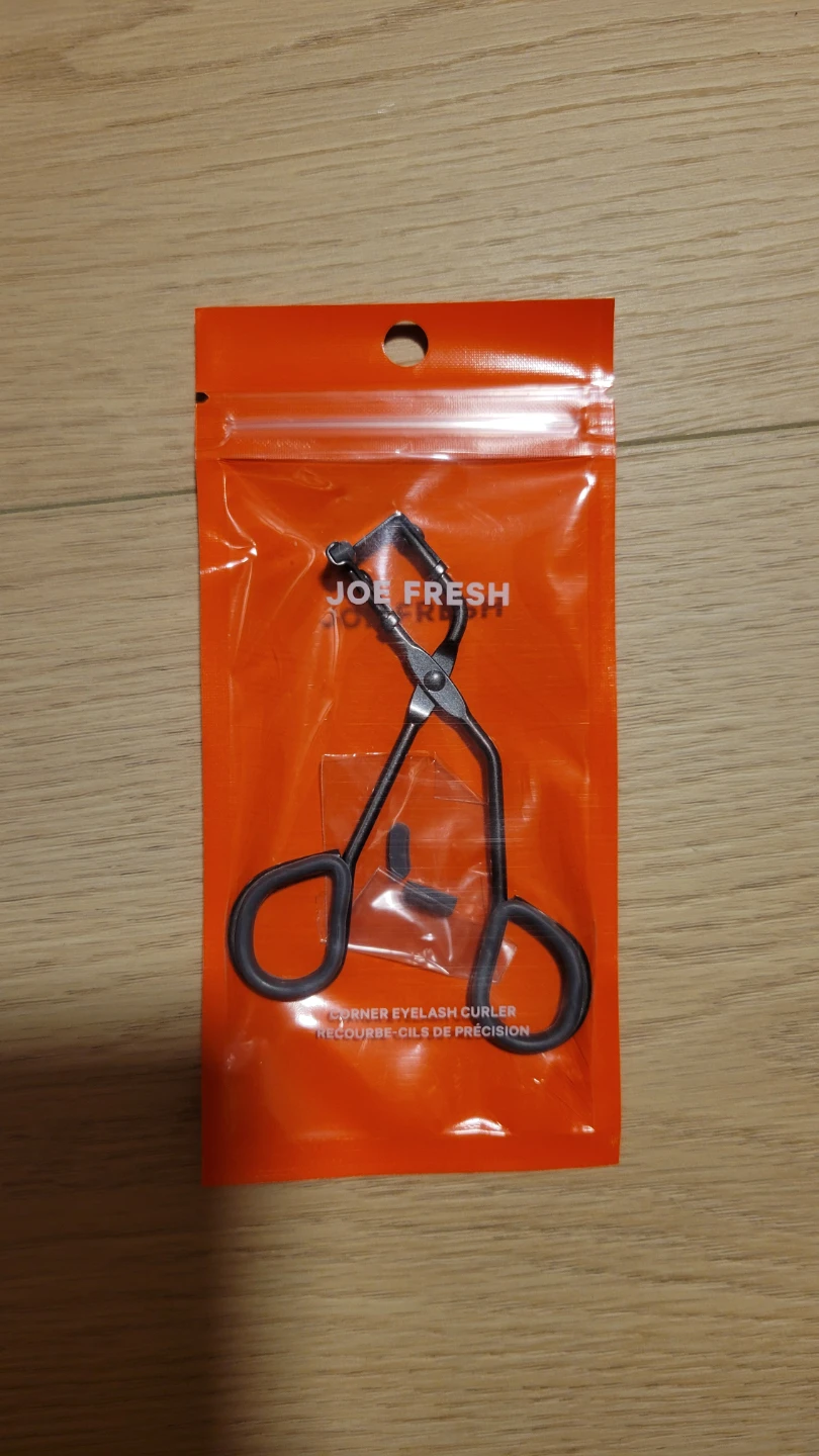 Joe Fresh Corner Eyelash Curler