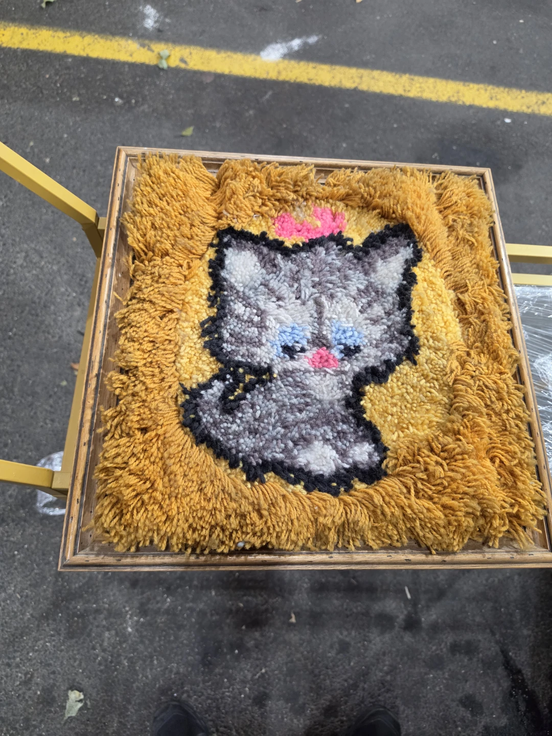 Vintage Framed Yarn Cat Wall Art - photo 2