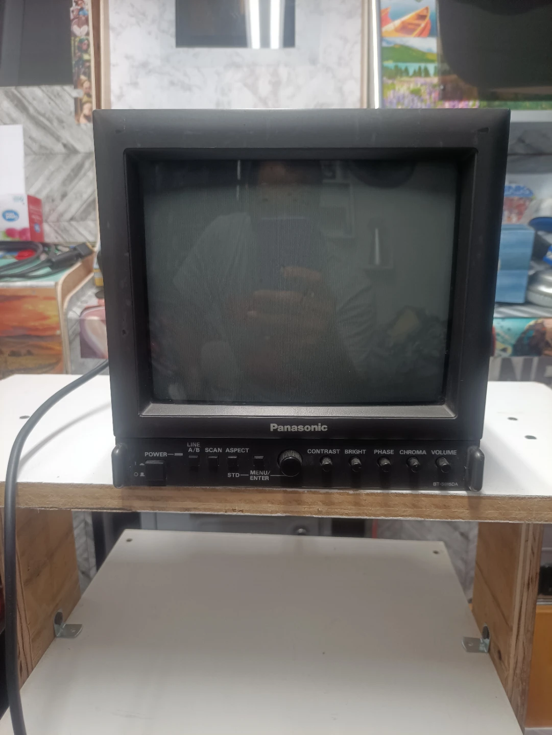 9 inch panasonic pvm crt with rgb component svideo comp ntsc/pal