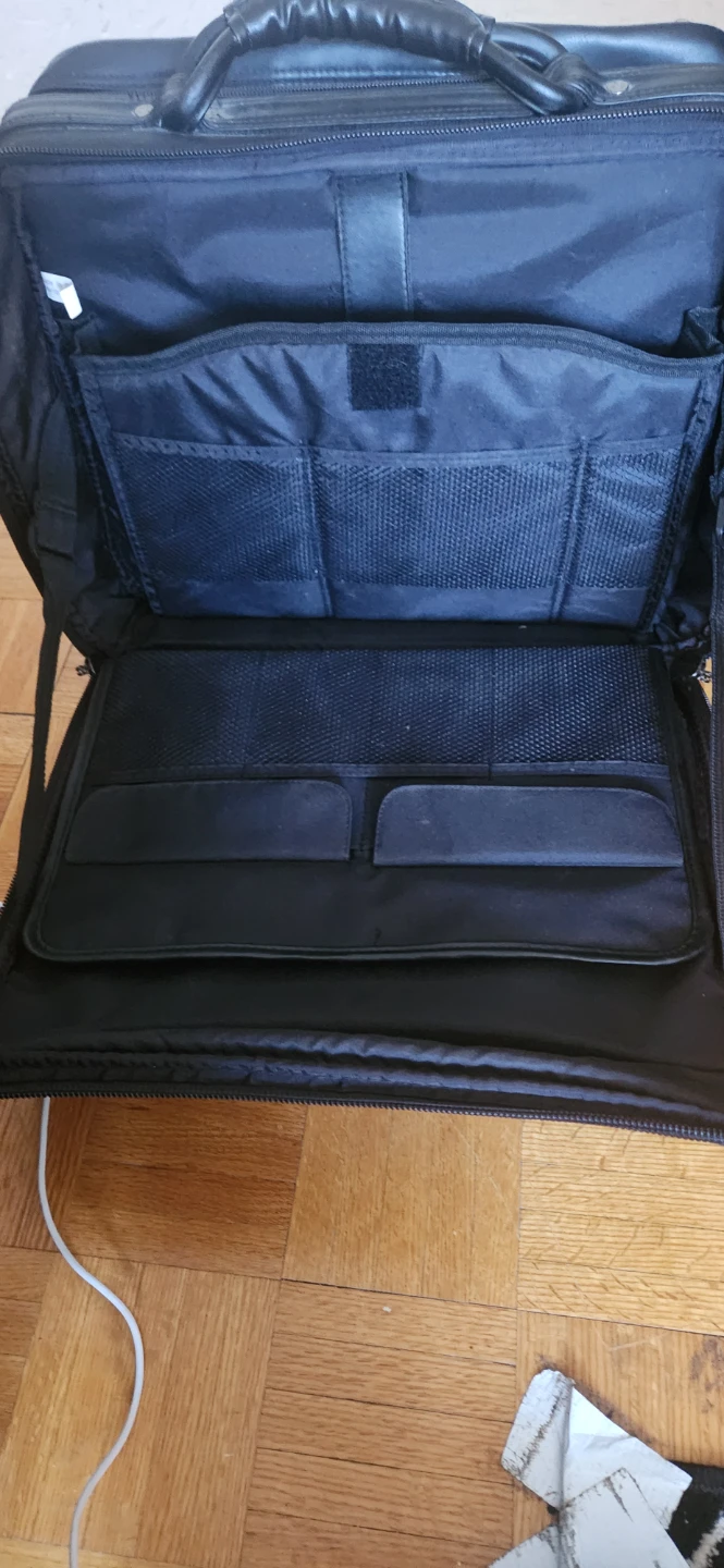 Bugatti black leather briefcase - photo 3