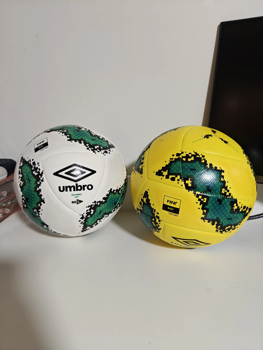Two Umbro Neo Swerve Size 5 Soccer Balls - photo 2