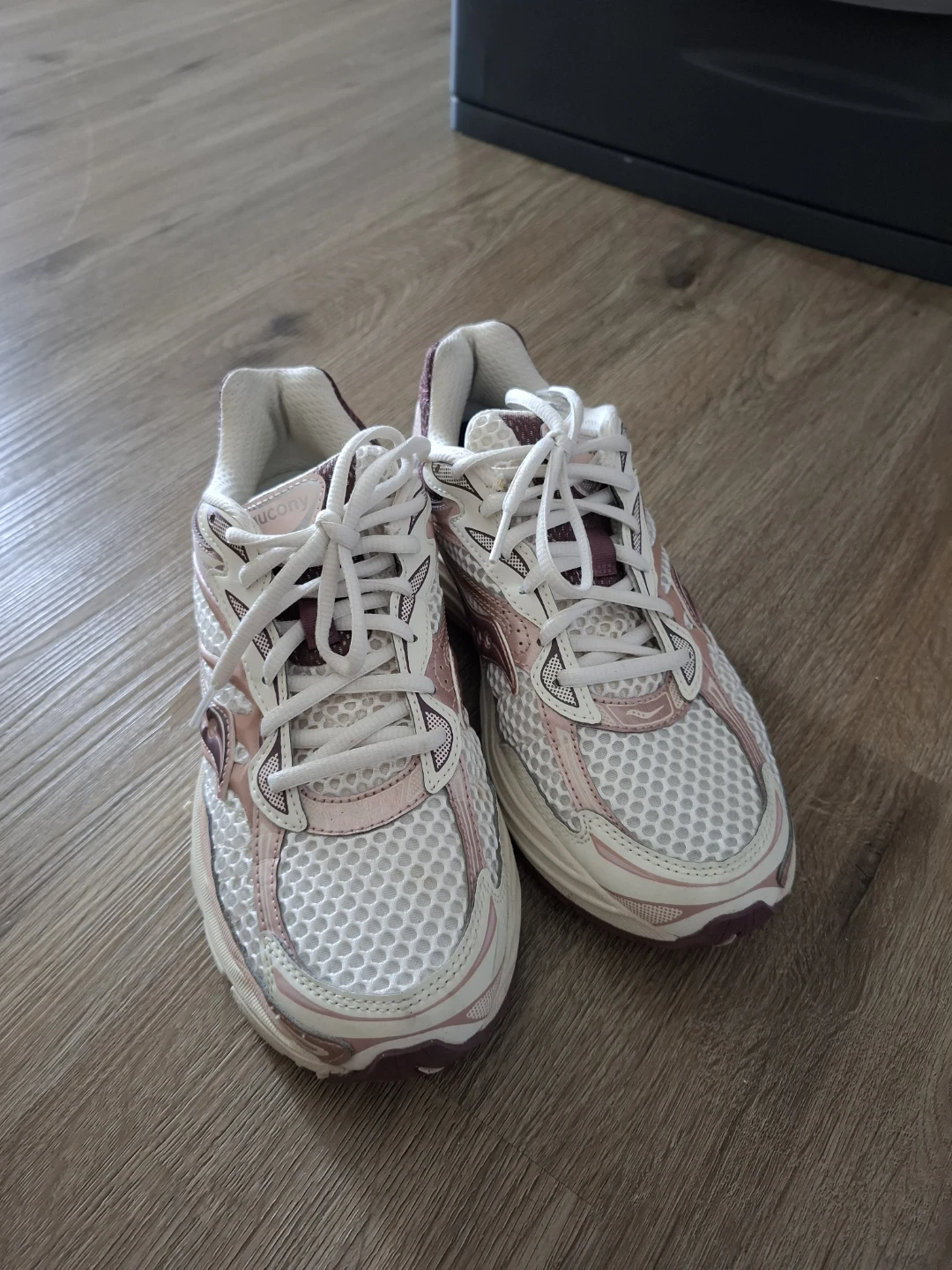 Saucony Sneakers White and Pink - photo 4