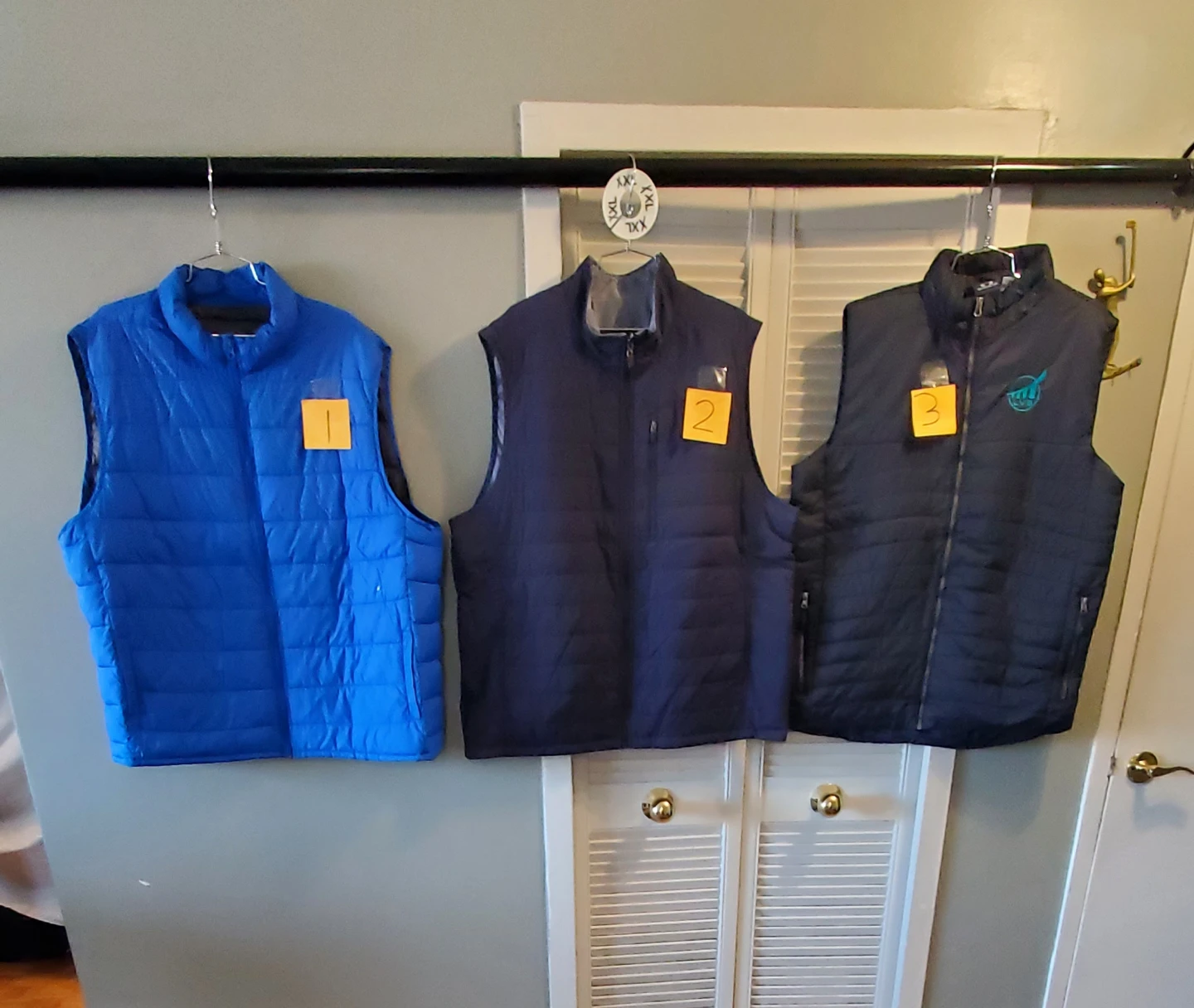 Men's Puffer & Lightweight  Vests  Size  S - XXL - photo 3