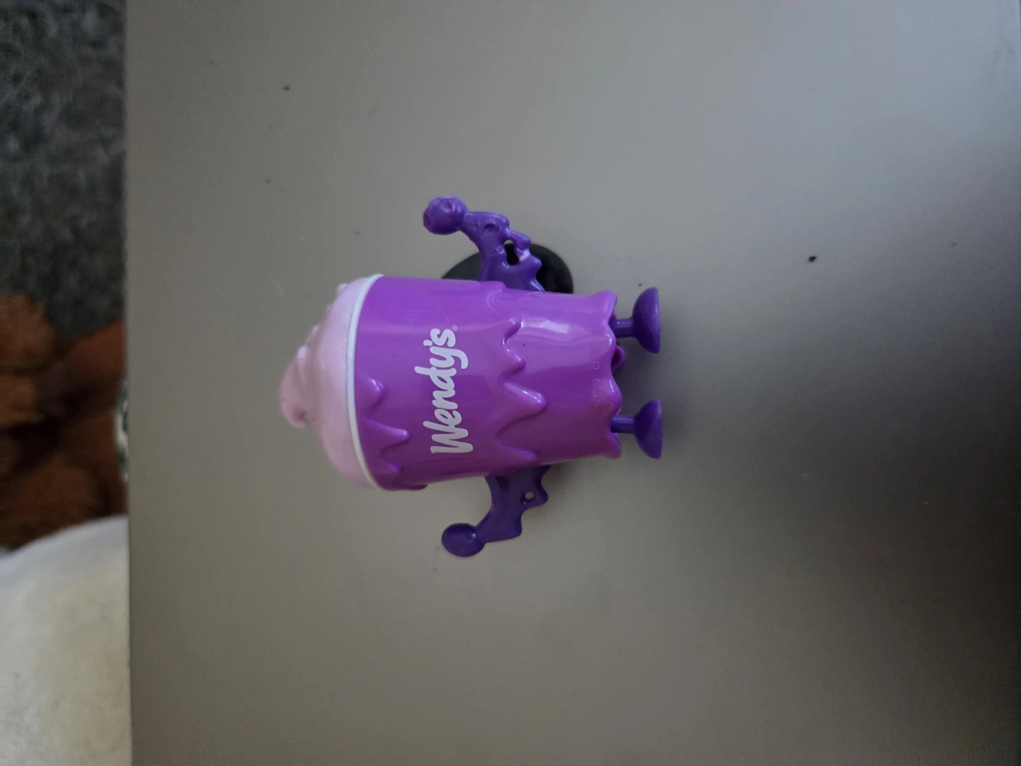 Wendy's Fristt  Figurine - photo 2