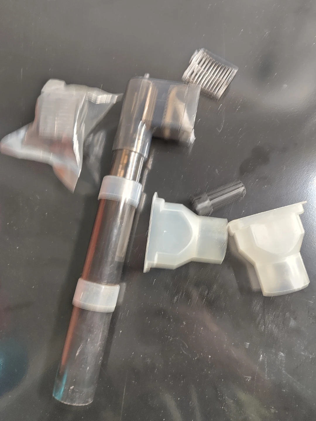 FREE - 2 aquarium filters - hang on back filters - photo 3