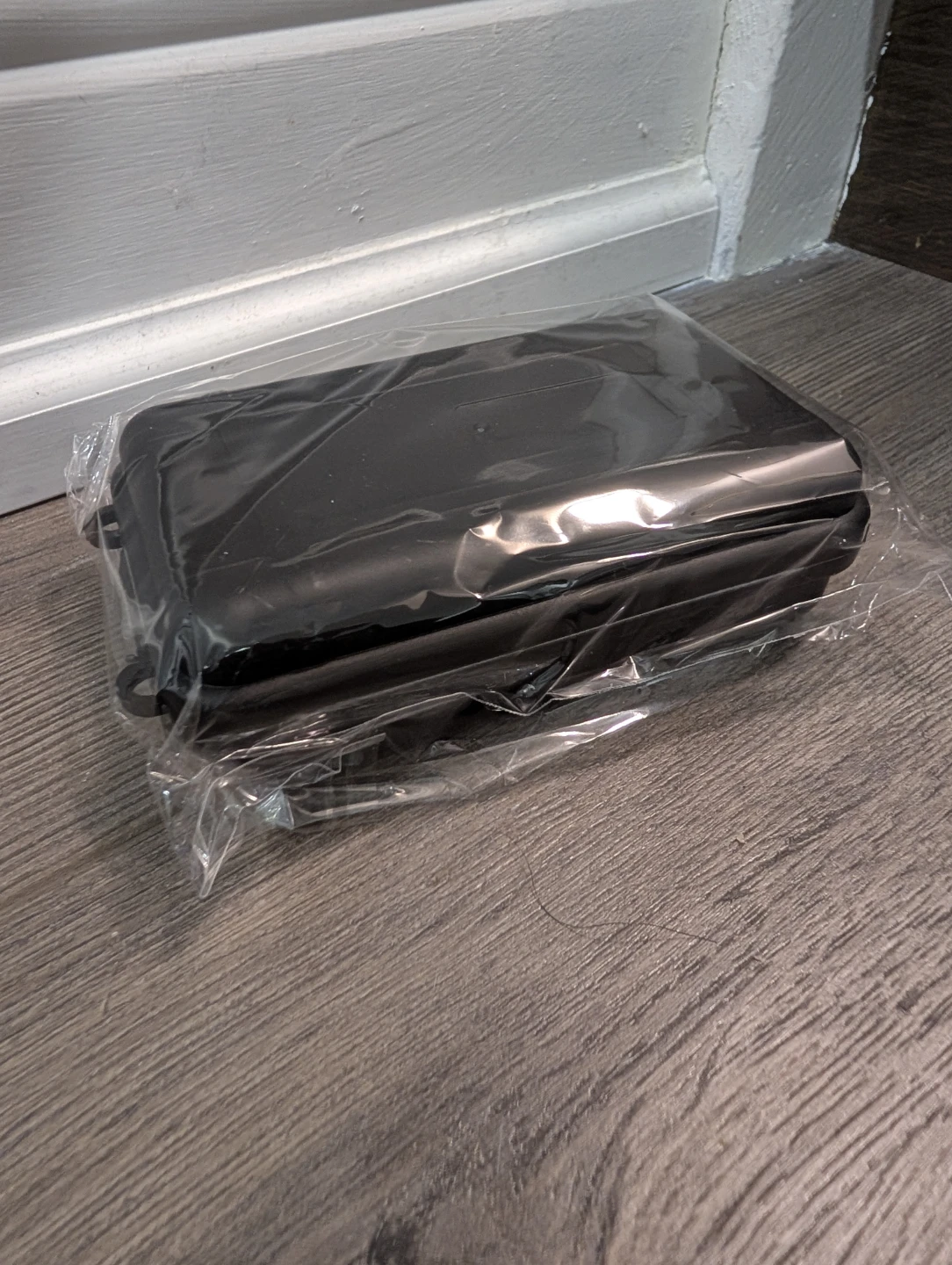 NIP - Small Hard Plastic Electronics Jewellery Storage Case - photo 5
