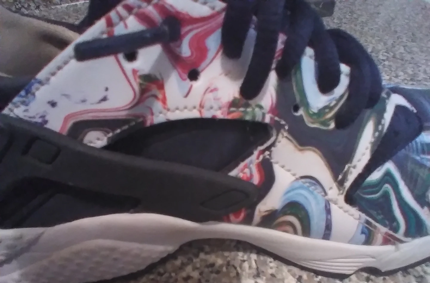 Nike Air Huarache Sneakers - photo 4