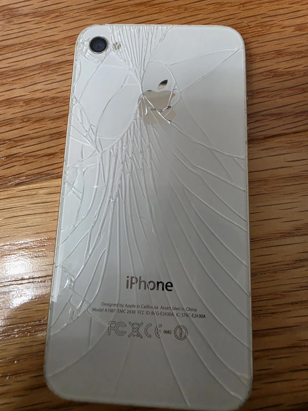 White Apple iPhone 4S Model A1387