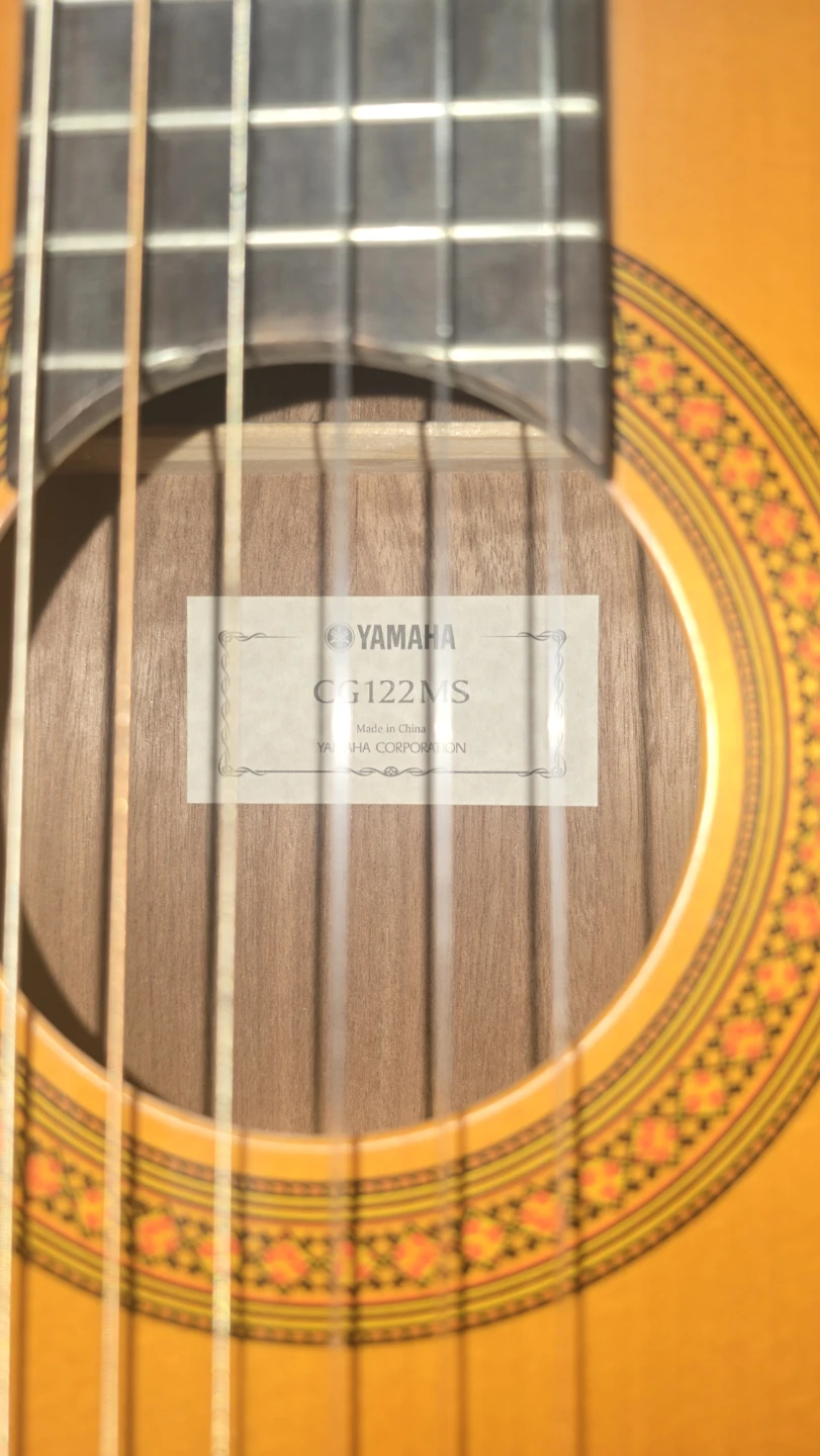 Yamaha CG122MS Classical Guitar - photo 4