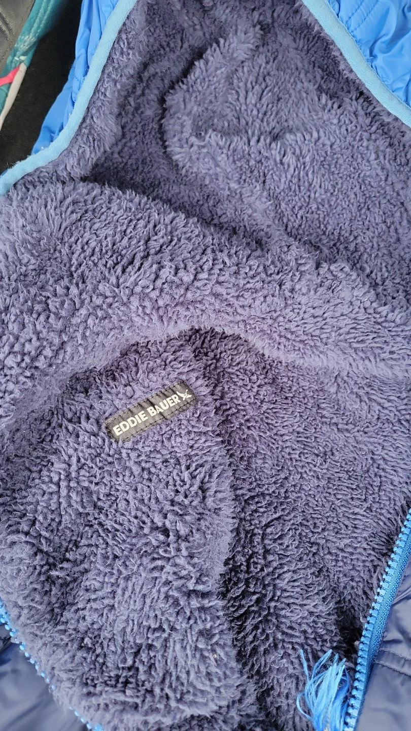 Eddie Bauer boys  Hooded Puffer Jacket - photo 2