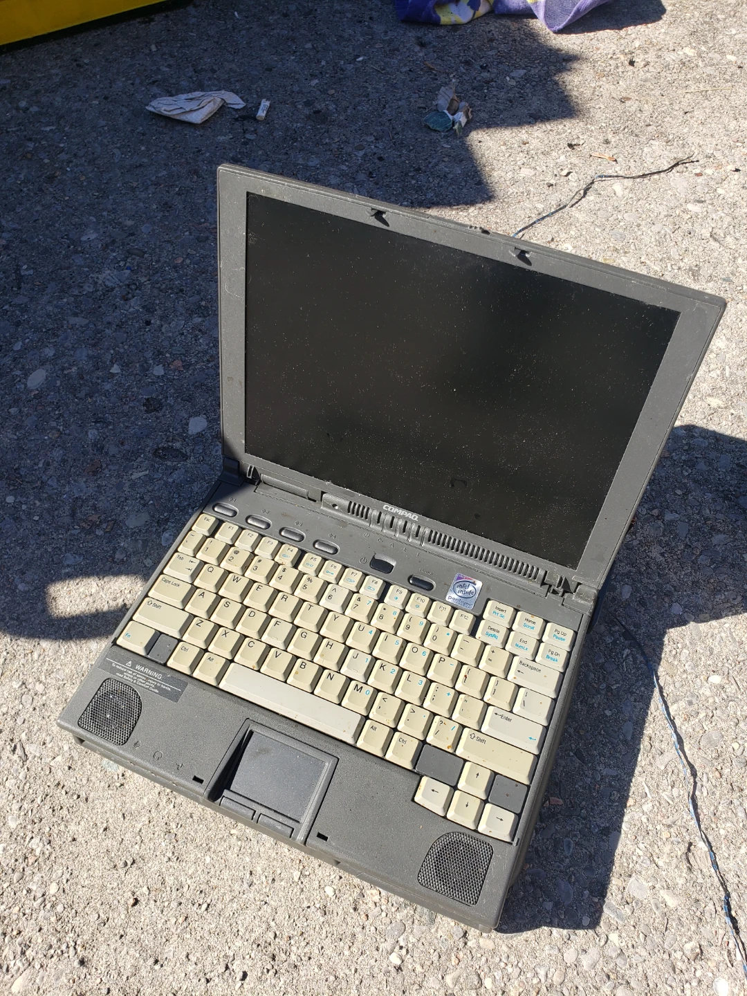 Compaq Armada 4160T Laptop