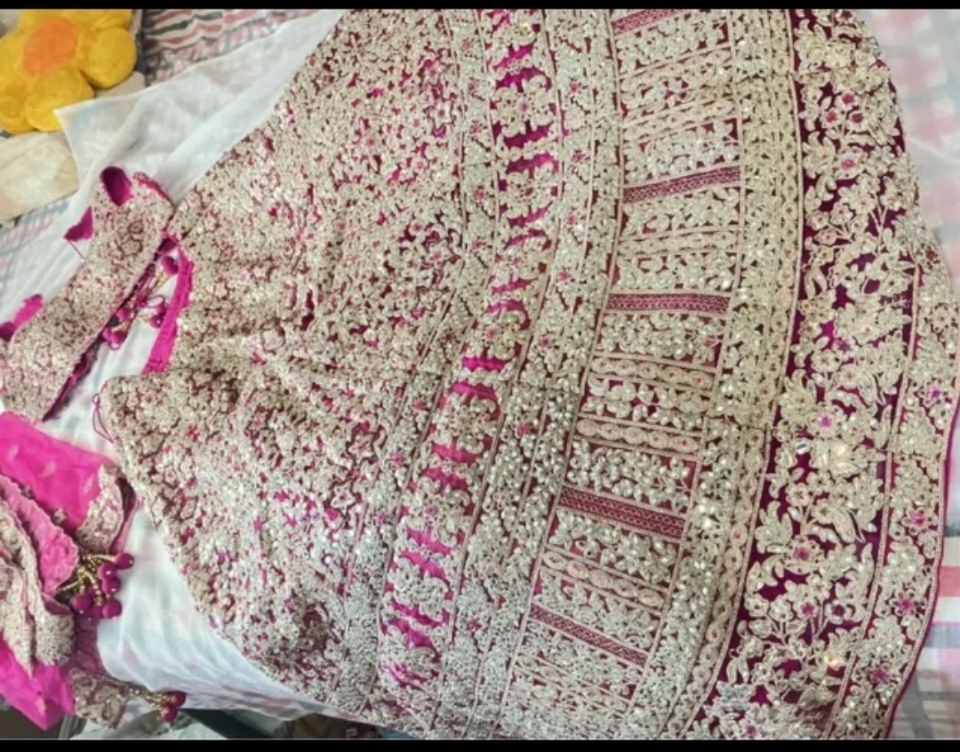 Pink and Gold Embroidered Lehengha Choli Set - photo 3