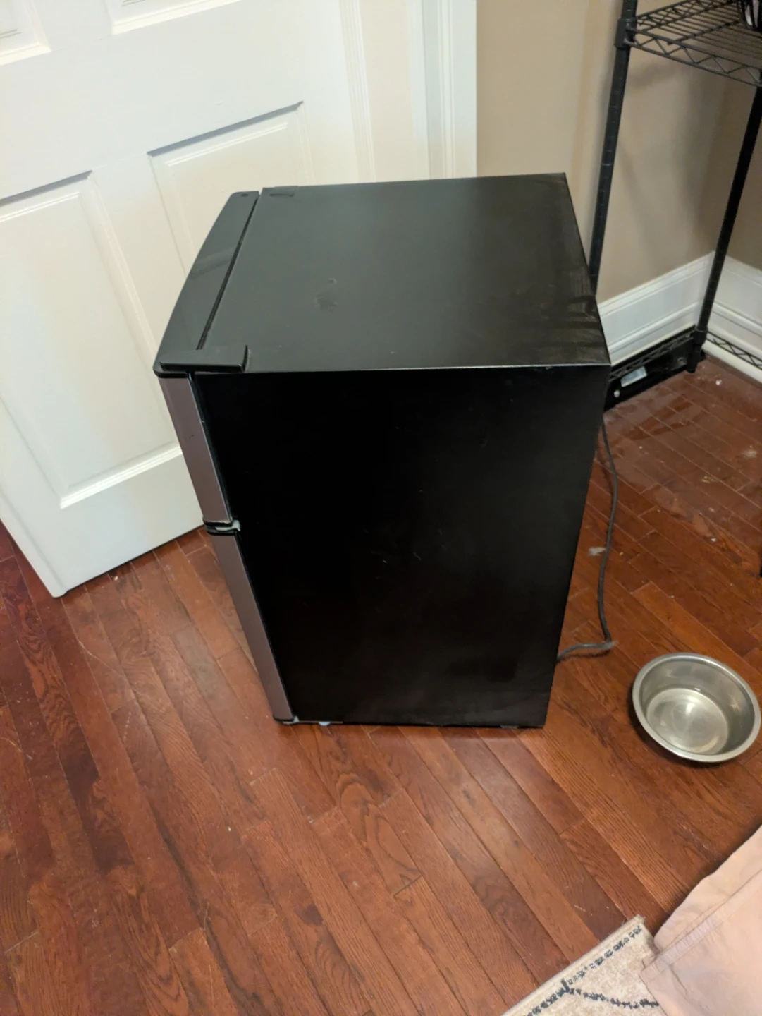 Willz 3.1 Cu. Ft. Mini Refrigerator - photo 2