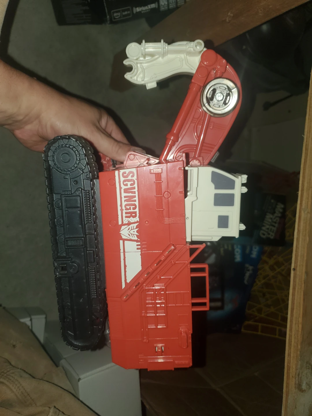 Hasbro Transformers Scavenger Figure