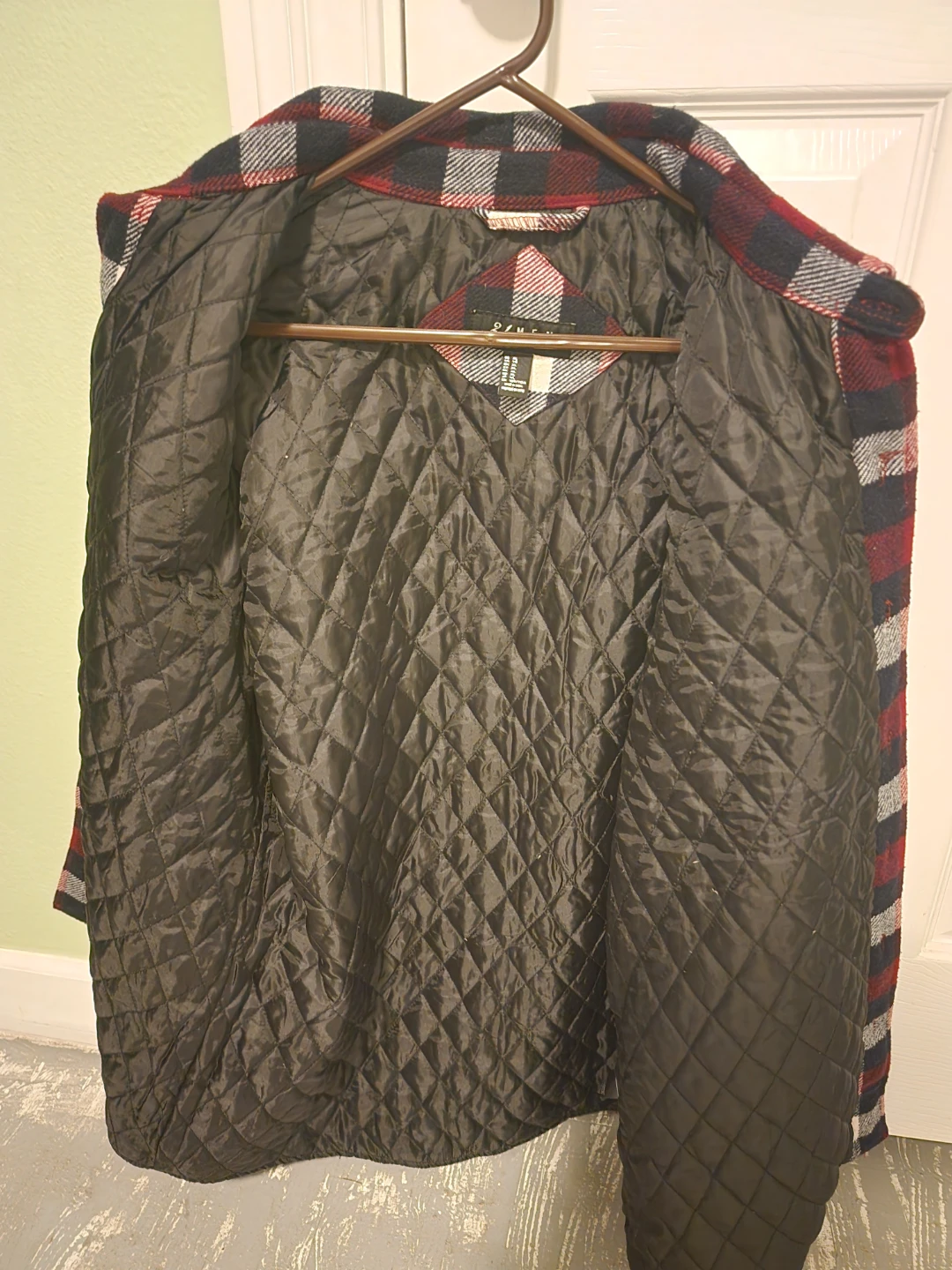 Plaid shirt with quilted liner - photo 3