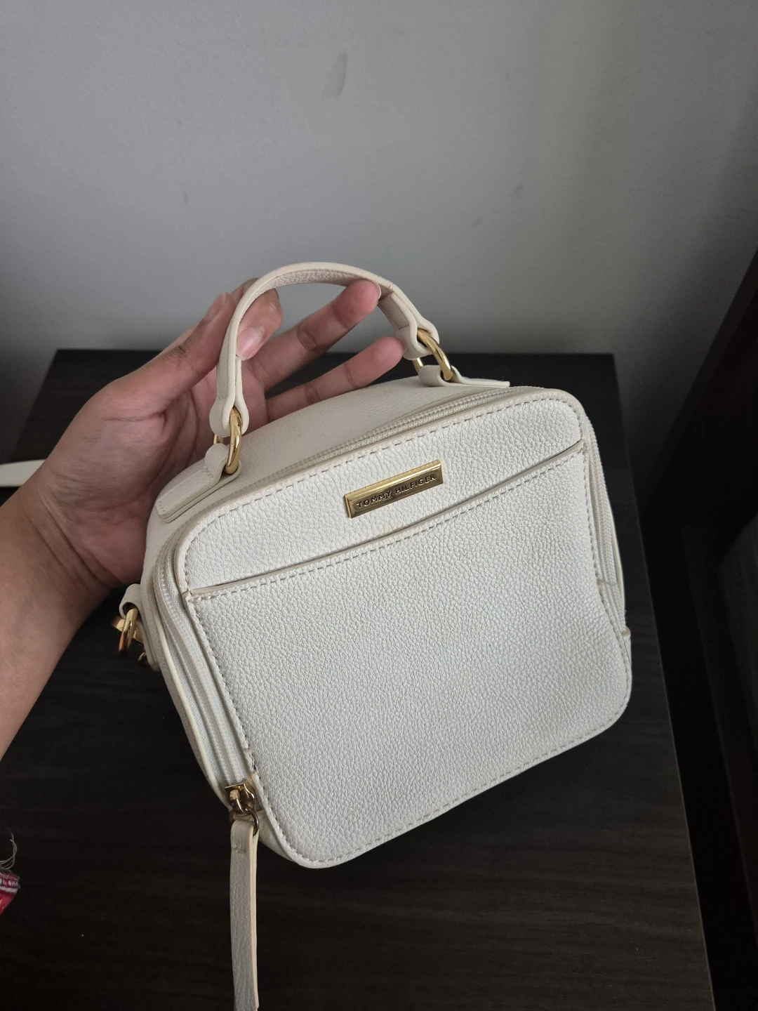 Tommy Hilfiger White Crossbody Bag
