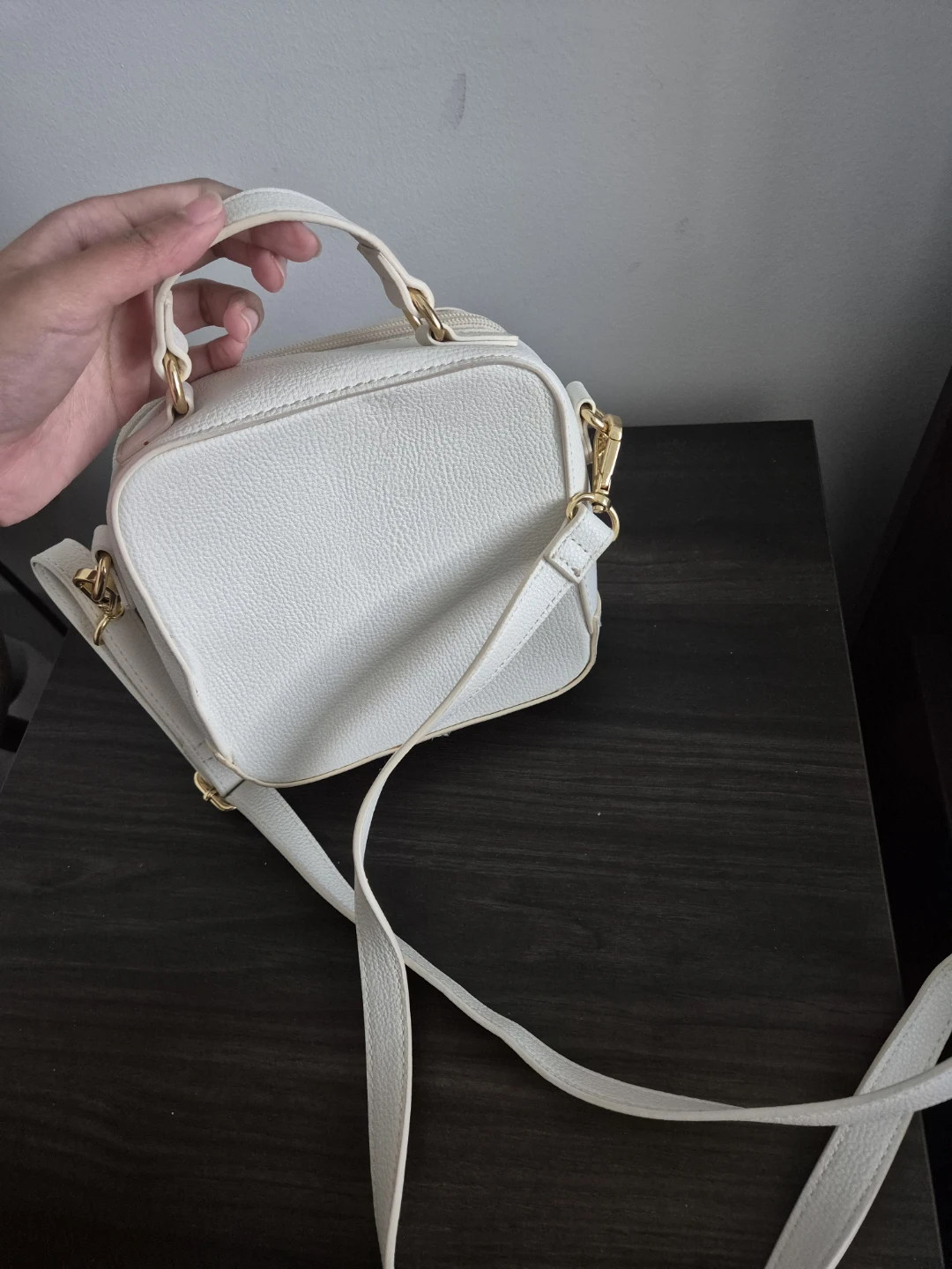 Tommy Hilfiger White Crossbody Bag - photo 2