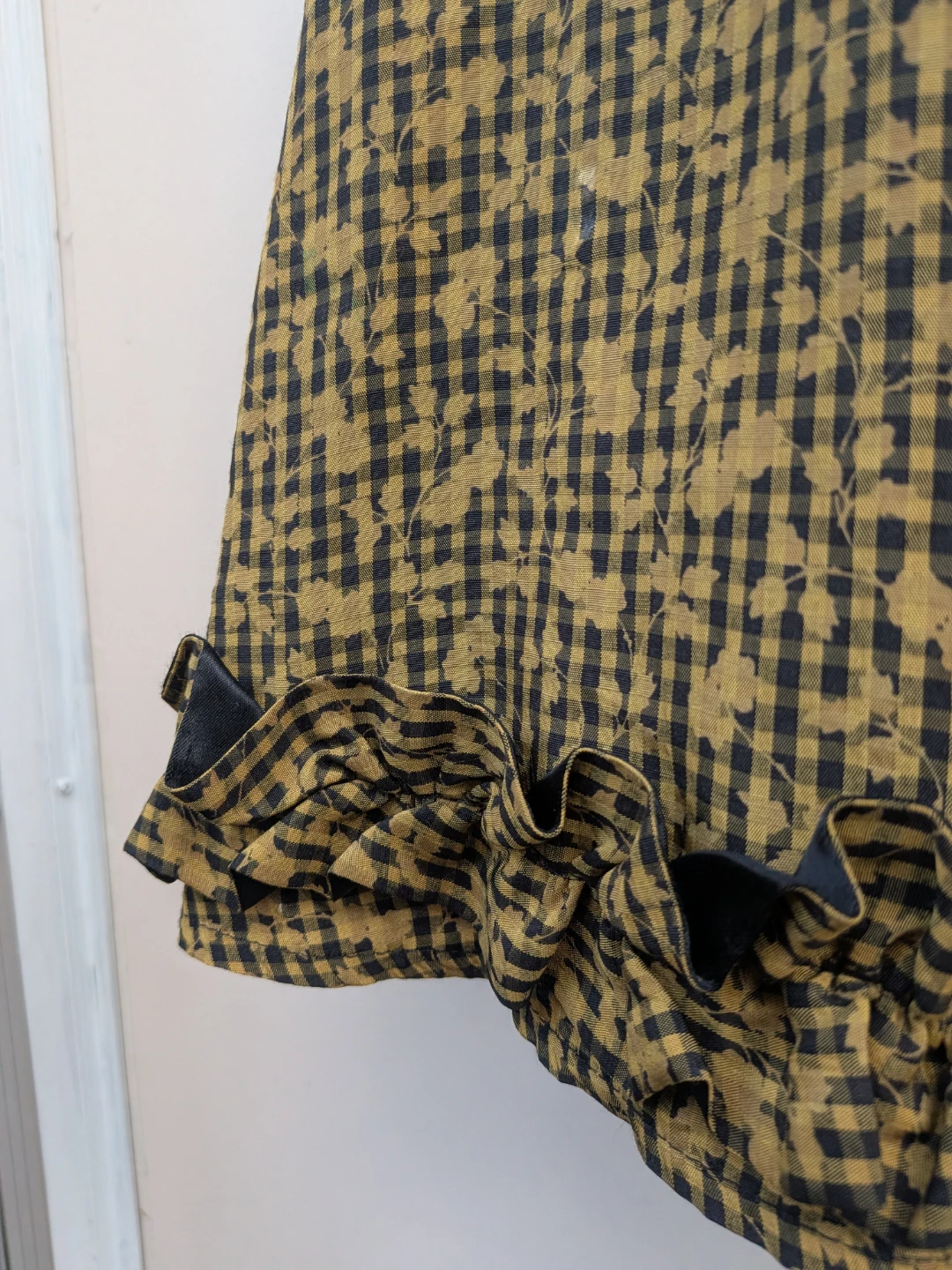 Vintage Benetton Black and mustard gingham skirt med/Lrg - photo 3