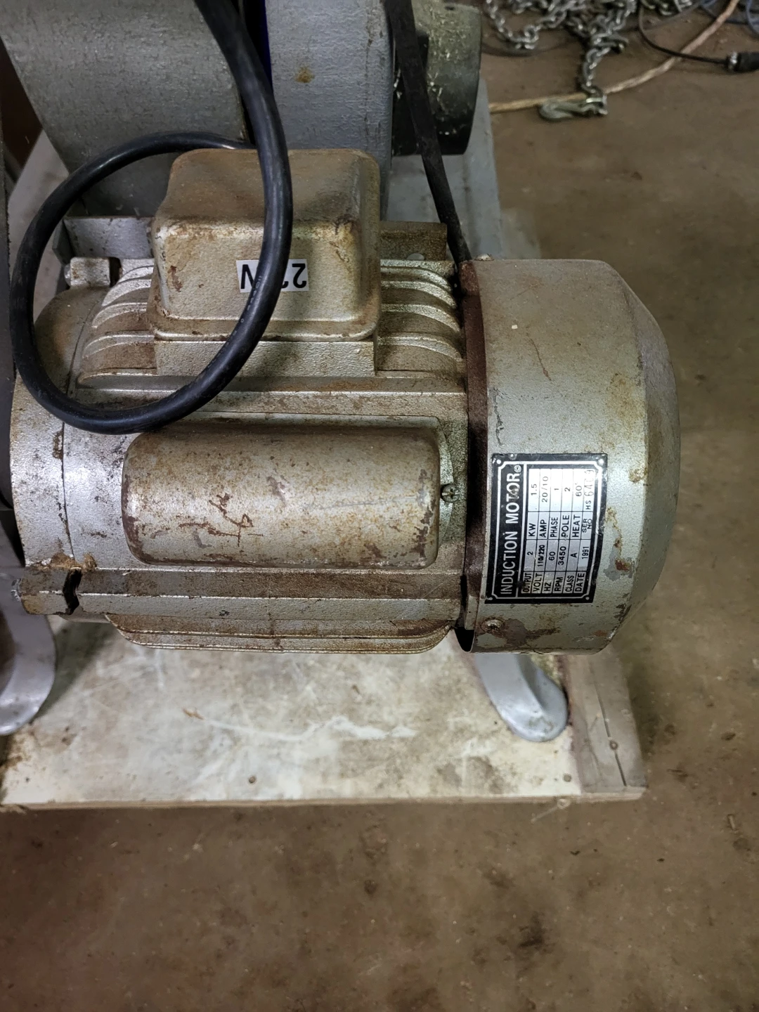 Busy Bee 18" Heavy Duty Band Saw - photo 4