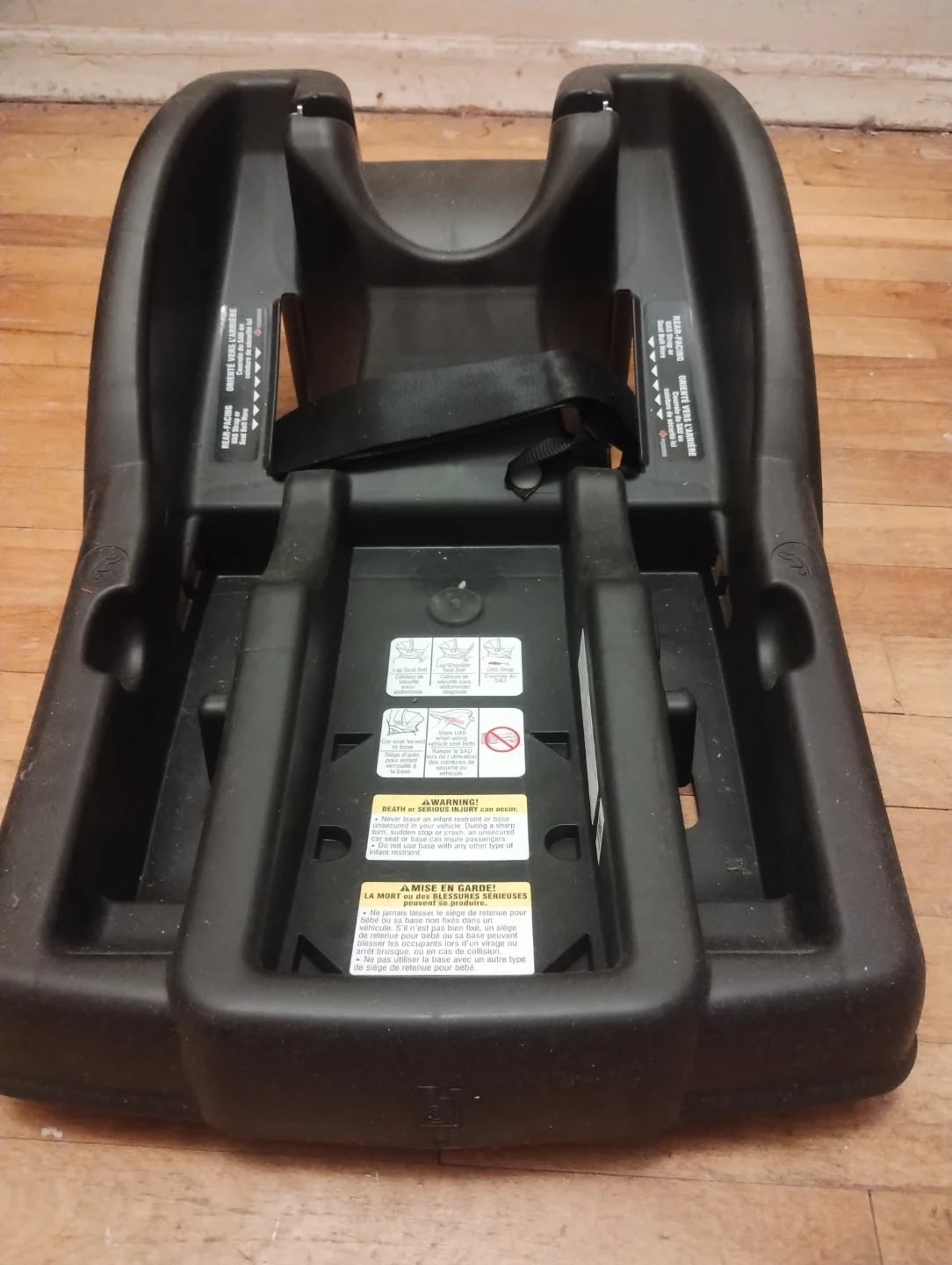 Graco SnugRide Infant Car Seat Base (Rear-Facing) - photo 2