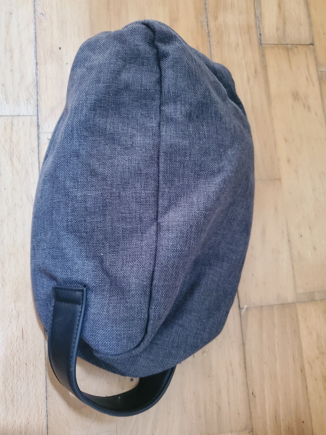 Grey Travel Toiletry Bag - photo 3