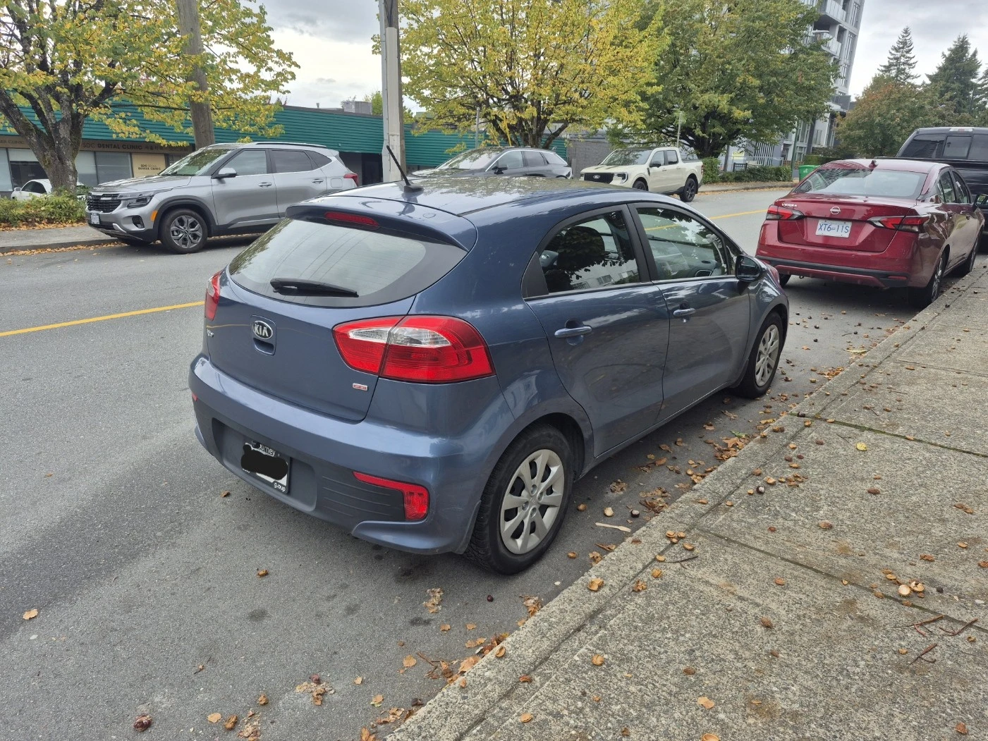 2016 Kia Rio Hatchback - photo 3