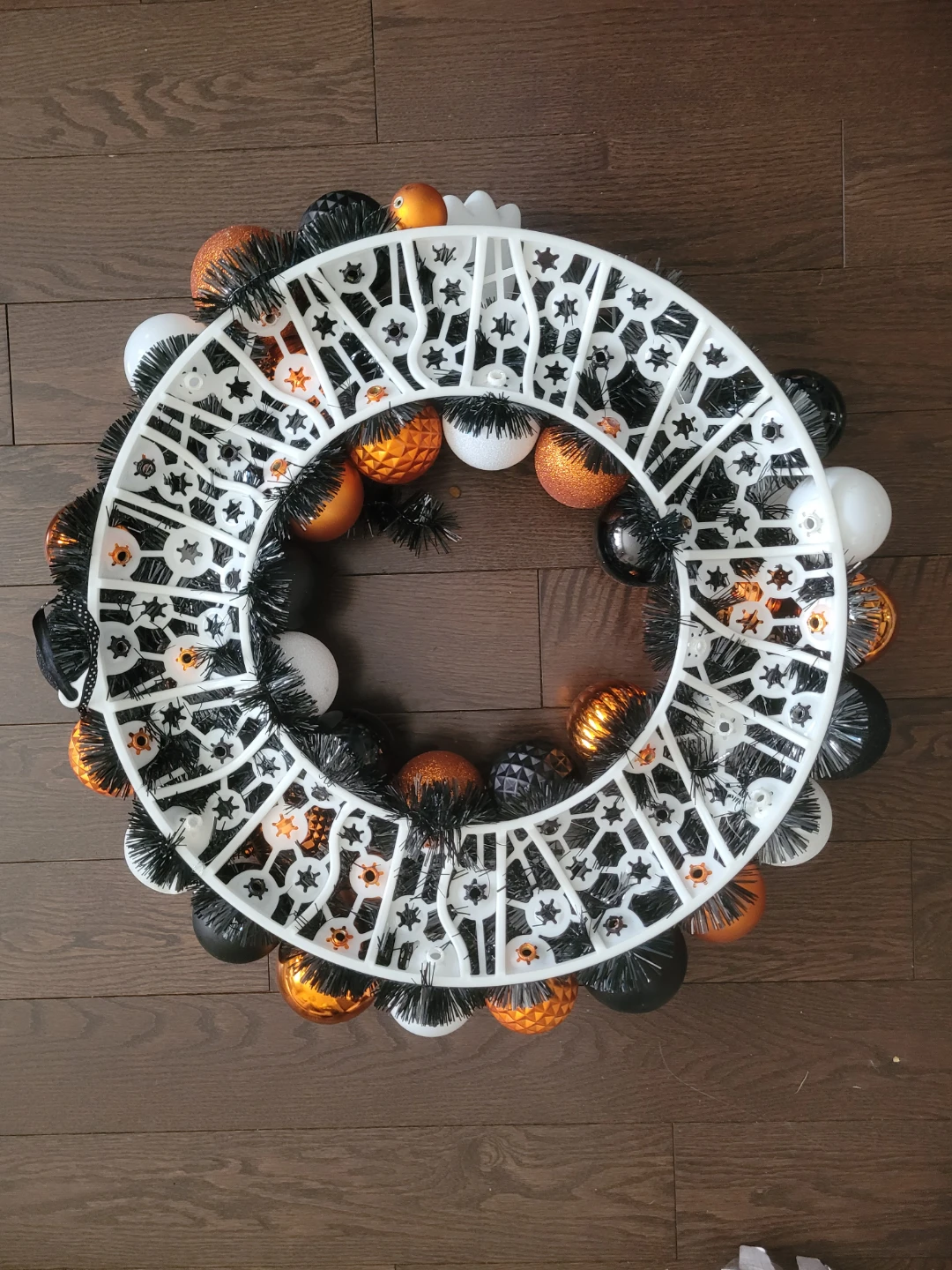 New Halloween ghost and ornament wreath - photo 2