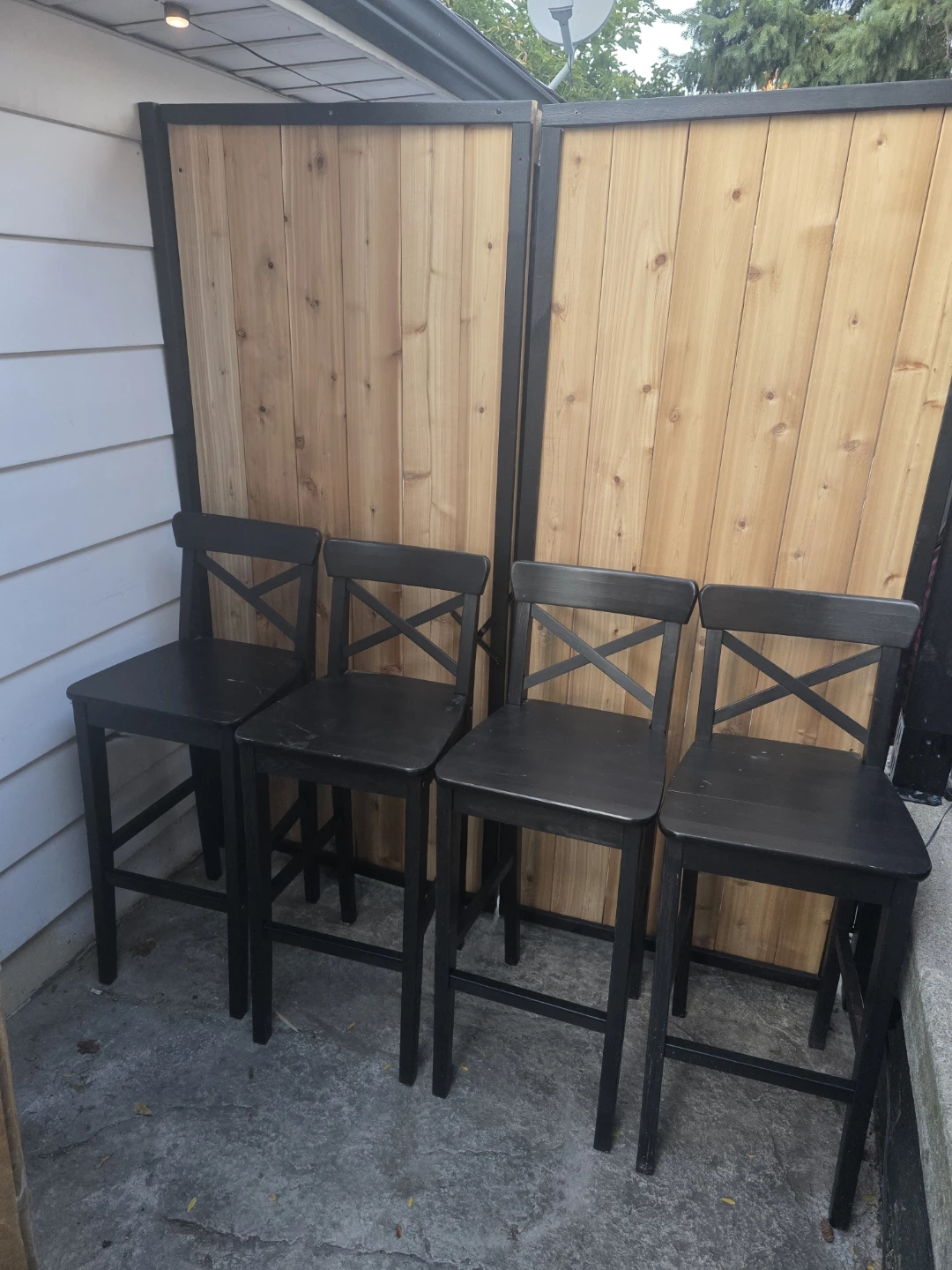 Set of 4 black bar stools with seat cushions - photo 2