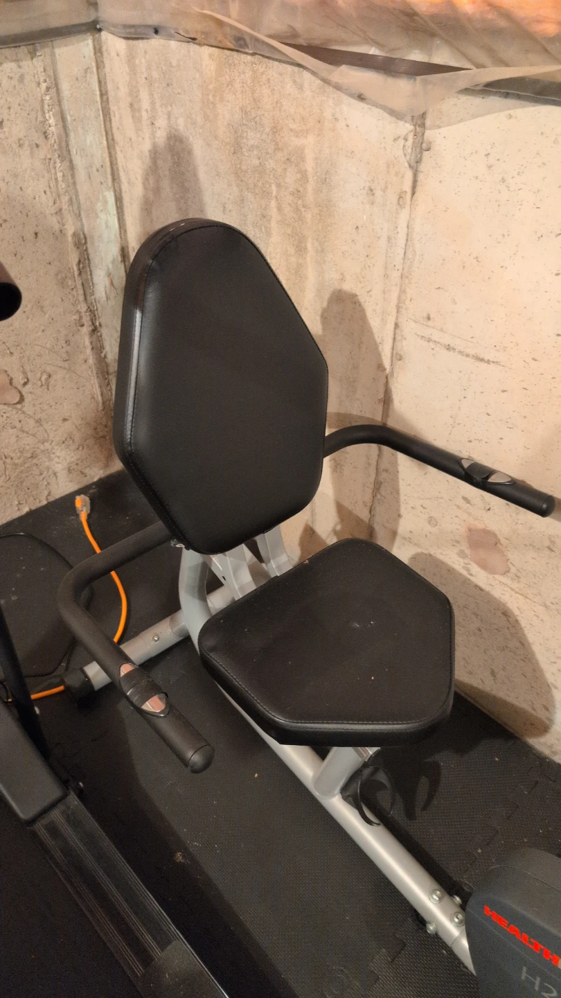 HealthRider H22x Exercise Bike - photo 5