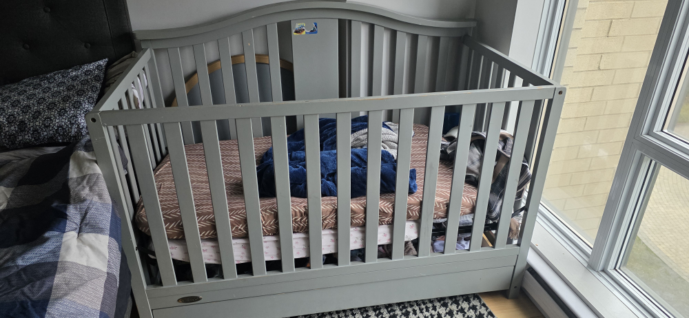 Graco Grey Baby Crib