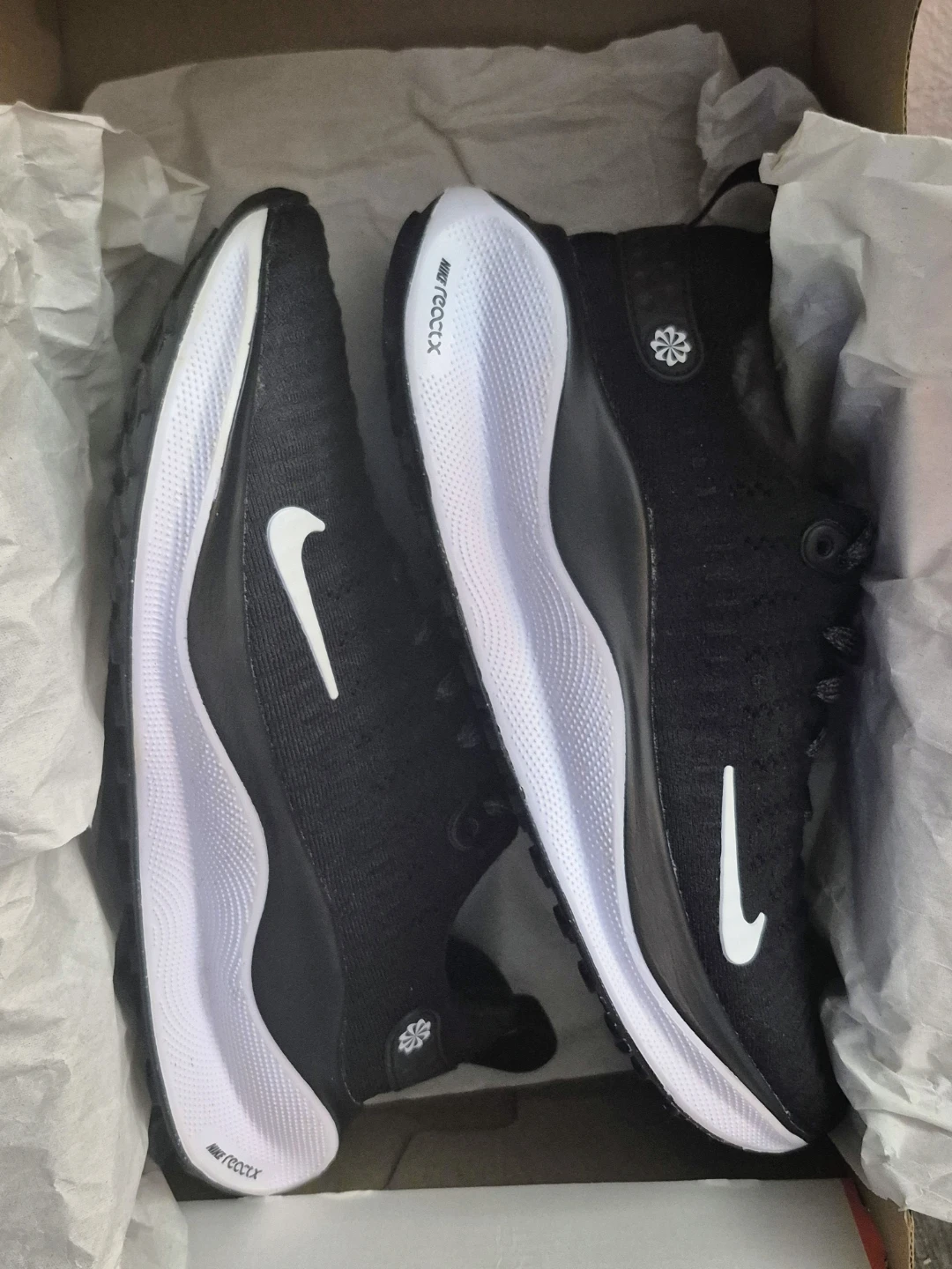 Nike 7.5 ReactX Infinity Run 4 Black Running Shoes