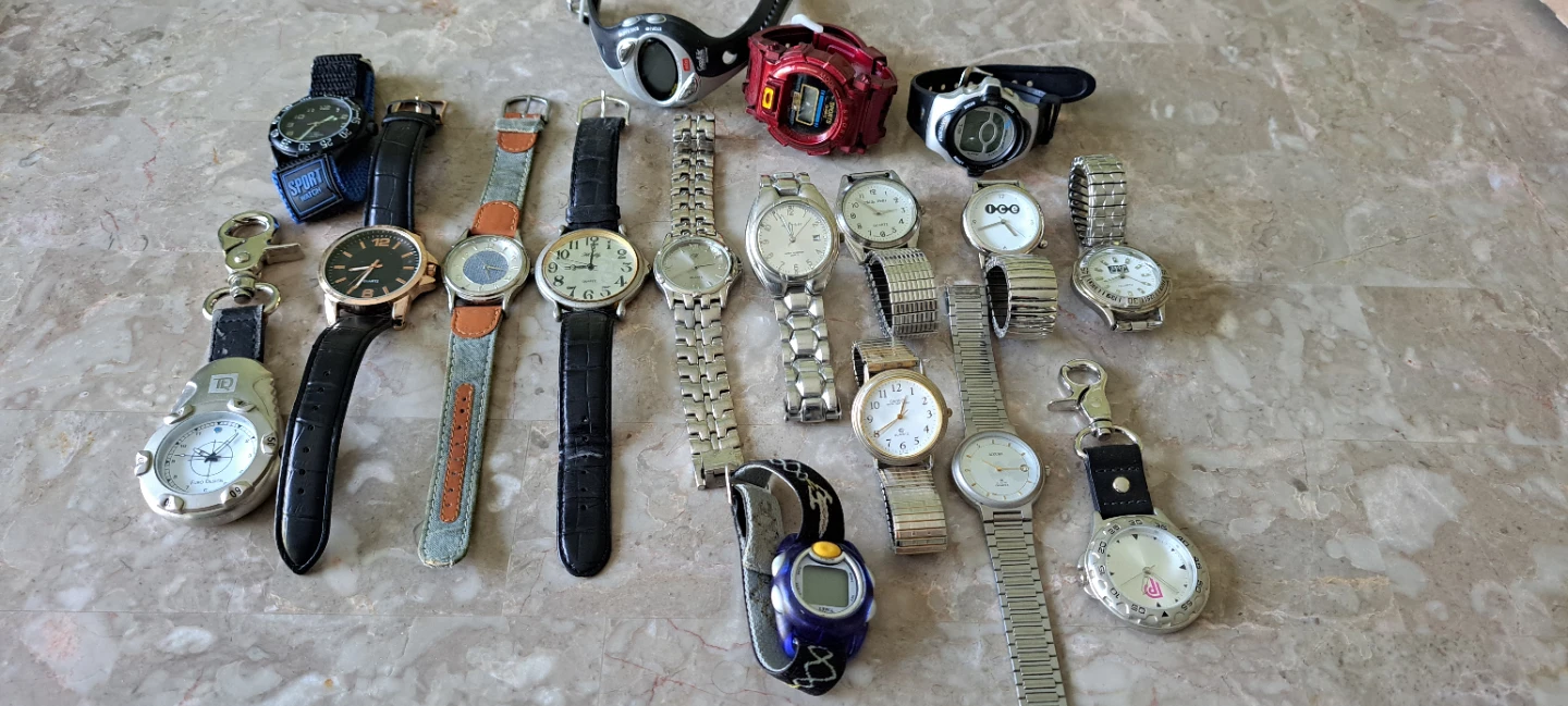 Man vintage  watches collection