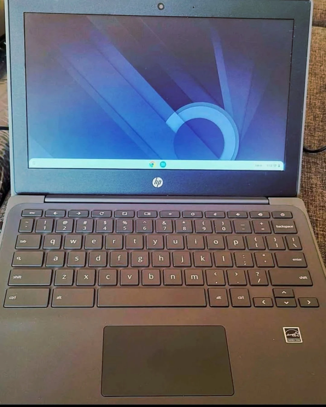 HP Chromebook G8 + Brand New 45W Charger - photo 2